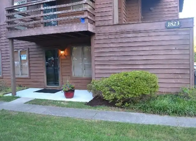 Property at 1823 J Julian Ln Unit C, Charlotte, NC, 28208, 2 beds, 2 baths, [object Object]