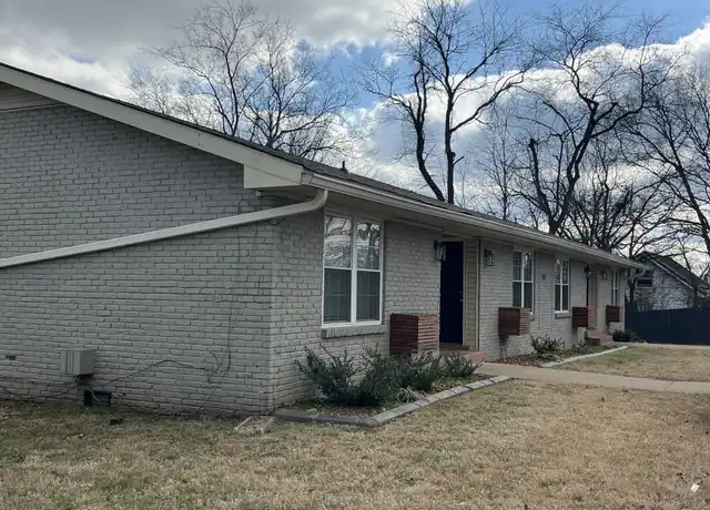 Property at 115 Walnut St Unit 12, Clarksville, TN, 37042, 1 bed, 1 bath, [object Object]