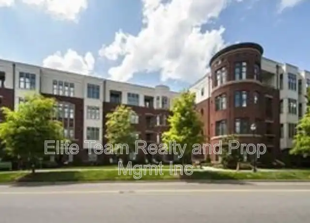 Property at 2810 Selwyn Ave #311, Charlotte, NC, 28209, 1 bed, 1 bath, [object Object]
