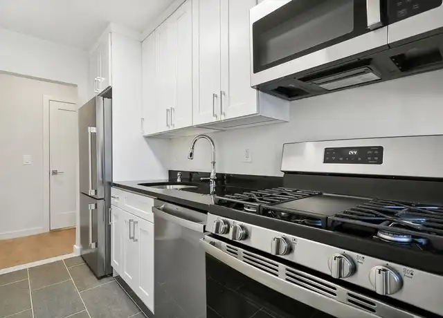 Property at 18 Palmer Ave #7, Bronxville, NY, 10708, 2 beds, 1 bath, [object Object]