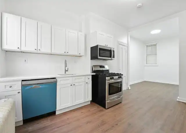 Property at 122 Hutton St Unit 2R, Jersey City, NJ, 07307, 2 beds, 1 bath, [object Object]
