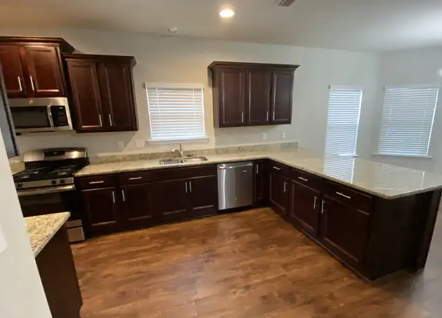 Property at 12704 Chickadee Ln, Daphne, AL, 36527, 4 beds, 2 baths, [object Object]
