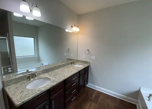 Property at 12704 Chickadee Ln, Daphne, AL, 36527, 4 beds, 2 baths, [object Object]