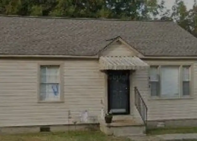 Property at 318 E Church Ave, Covington, TN, 38019, 2 beds, 1 bath, [object Object]