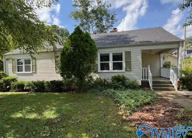 Property at 210 Surrey Rd SW, Huntsville, AL, 35801, 3 beds, 2 baths, [object Object]