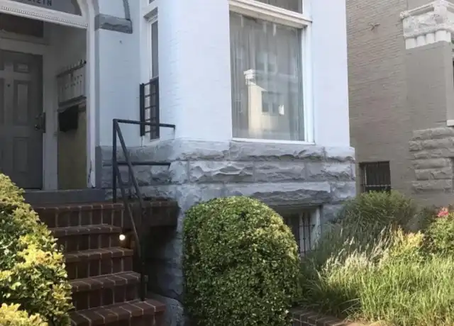 Property at 2121 N St NW Unit 6, Washington, DC, 20037, 2 beds, 1 bath, [object Object]