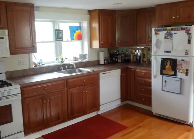 Property at 4 Herbert St #2, Salem, MA, 01970, 1 bed, 1 bath, [object Object]