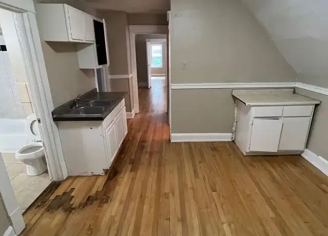 Property at 2473 N 34th St Unit 2473A Upper, Milwaukee, WI, 53210, 2 beds, 1 bath, [object Object]