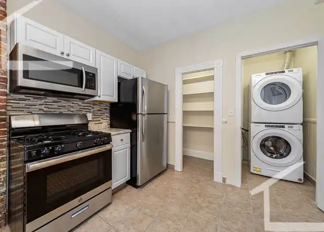 Property at 42 Brackett St, Brighton, MA, 02135, 3 beds, 1 bath, [object Object]