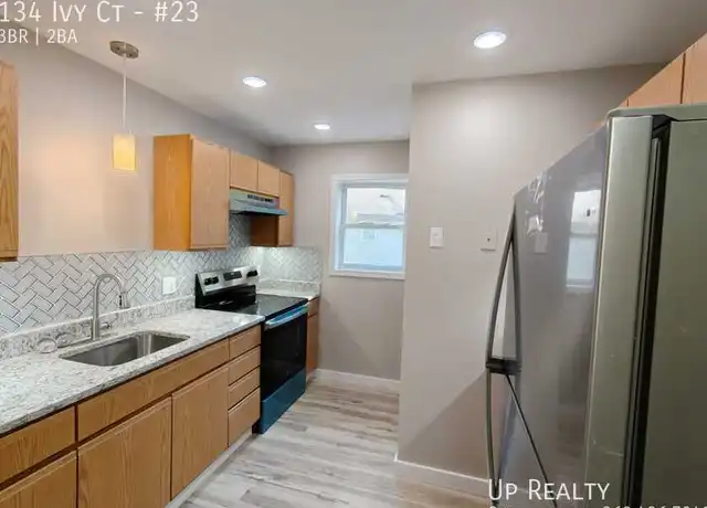 Property at 134 Ivy Ct Unit 23, Groton, CT, 06340, 3 beds, 2 baths, [object Object]