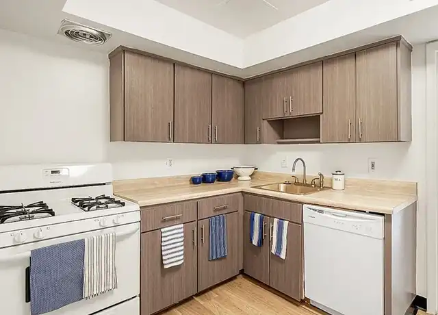 Property at The Commons of McLean - 1653 Anderson Rd, McLean, VA, 22102, 1-2 bed, 1-2 bath, [object Object]