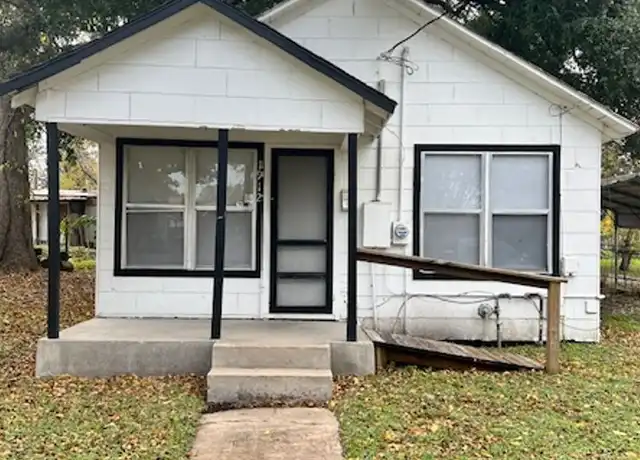 Property at 1912 Grace St, Bay City, TX, 77414, 2 beds, 1 bath, [object Object]