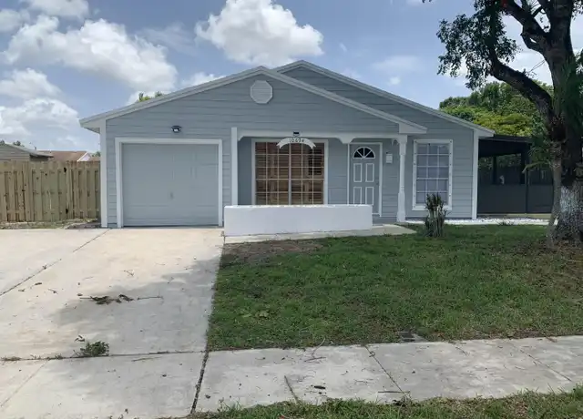 Property at 10694 Summertime Ln, Royal Palm Beach, FL, 33411, 3 beds, 2 baths, [object Object]