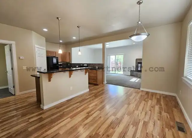 Property at 712 Forestglen Dr, Bozeman, MT, 59718, 4 beds, 2.5 baths, [object Object]
