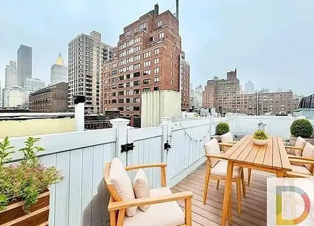 Property at 635 E 6th St Unit 5C, New York, NY, 10009, 1 bed, 1 bath, [object Object]