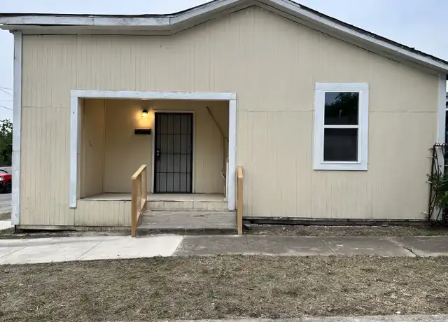 Property at 220 N Pinto St, San Antonio, TX, 78207, 2 beds, 1 bath, [object Object]