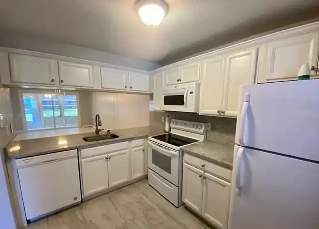 Property at 1212 Bahama Bnd, Coconut Creek, FL, 33066, 2 beds, 2 baths, [object Object]