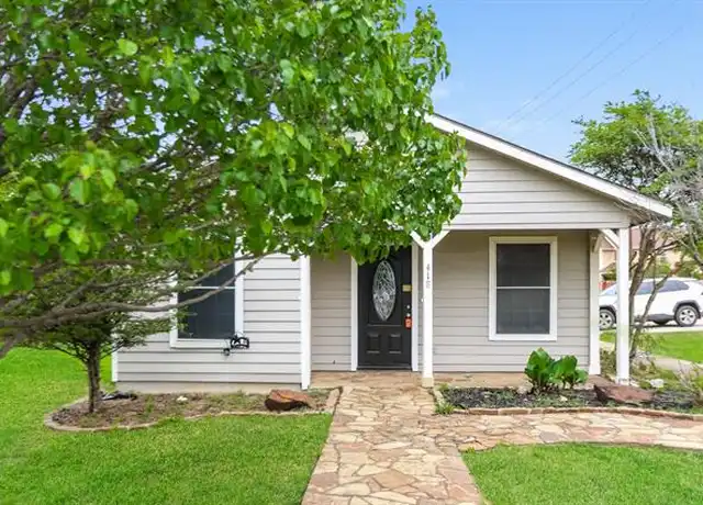 Property at 418 E Ash St, Celina, TX, 75009, 3 beds, 2 baths, [object Object]