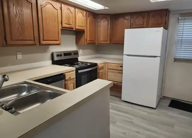 Property at 815 Avenue C Unit 8155, Billings, MT, 59102, 3 beds, 1 bath, [object Object]