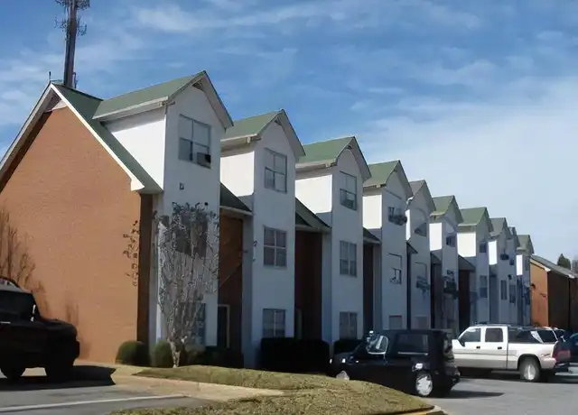 Property at 2165 S Milledge Ave Unit D-5 1, Athens, GA, 30605, 3 beds, 2.5 baths, [object Object]