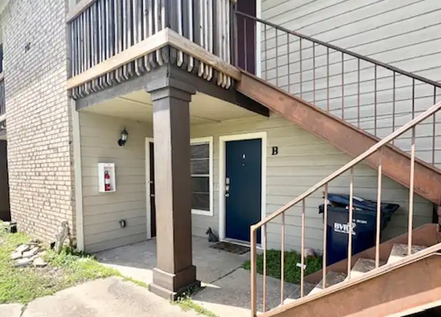 Property at 707 Wellesley Ct Unit B, College Station, TX, 77840, 2 beds, 1 bath, [object Object]
