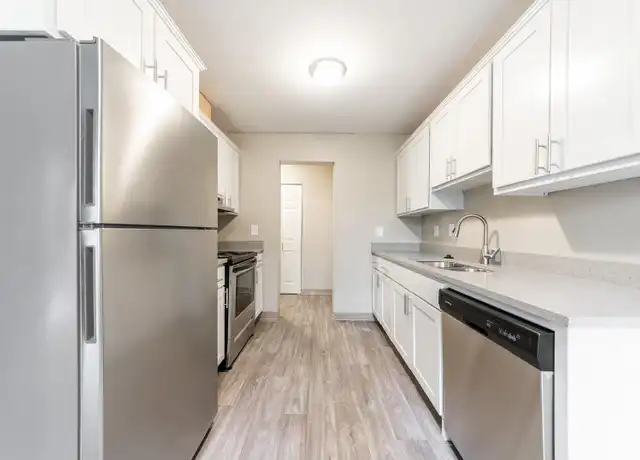 Property at Non-Profit Student Housing Near Mt. Hood Community College - 601 NE 162nd Ave, Portland, OR, 97230, 2 beds, 1 bath, [object Object]