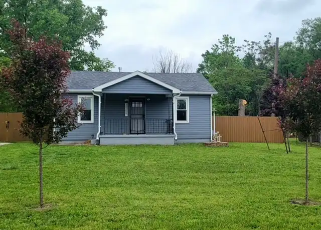 Property at 2559 W Chestnut St, Springfield, MO, 65802, 2 beds, 1 bath, [object Object]