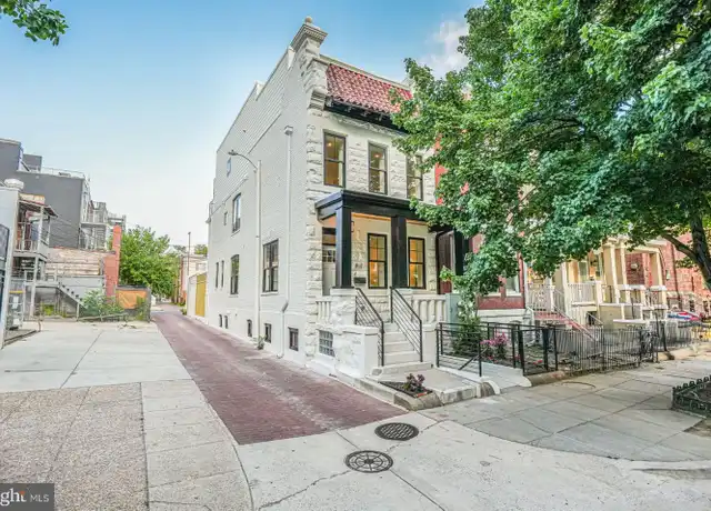 Property at 812 6th St NE Unit B, Washington, DC, 20002, 1 bed, 1 bath, [object Object]