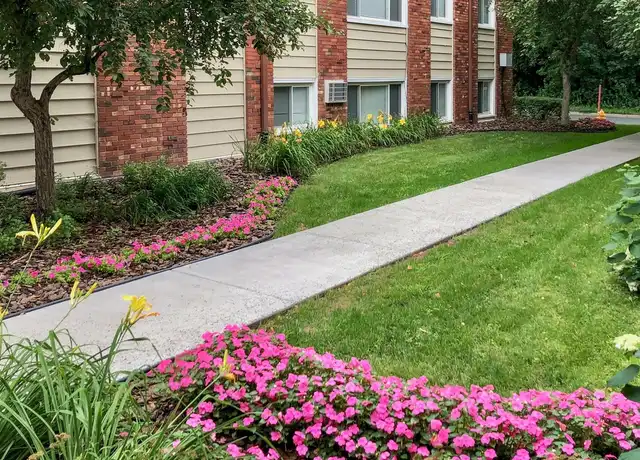 Property at 6670 Lucia Ln NE Unit 667013, Fridley, MN, 55432, 1 bed, 1 bath, [object Object]