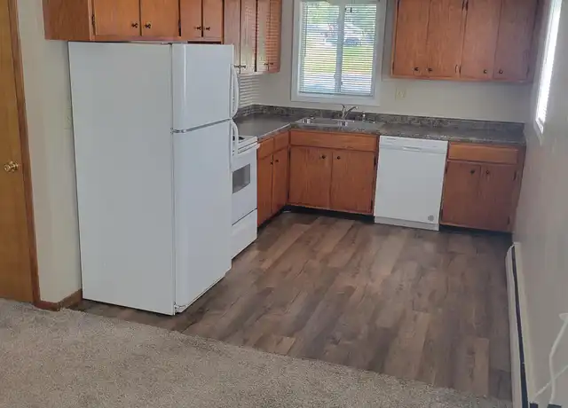 Property at 2300 Pine St Unit 2, Hastings, MN, 55033, 2 beds, 1 bath, [object Object]