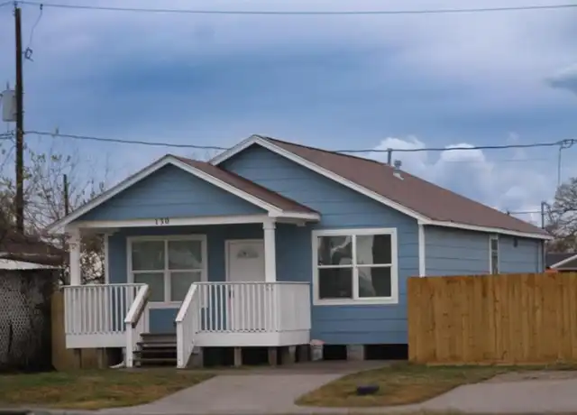Property at 130 Gulls Cut S, Baytown, TX, 77523, 3 beds, 2 baths, [object Object]