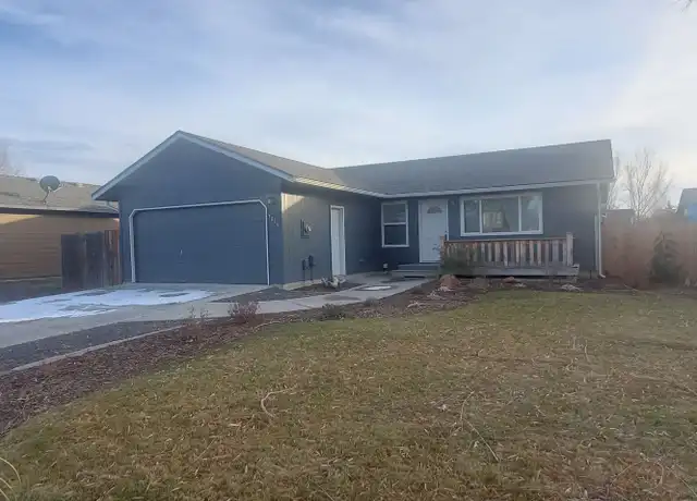 Property at 3016 SW Pumice Pl, Redmond, OR, 97756, 3 beds, 2 baths, [object Object]