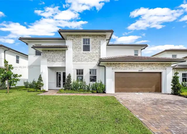 Property at 12267 Green Oak Dr Unit 12267, Davie, FL, 33330, 4 beds, 3 baths, [object Object]