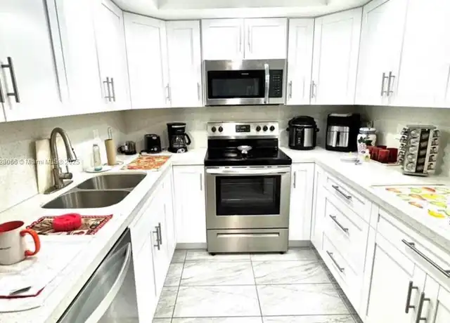 Property at 10801 SW 109th Ct Unit D201, Miami, FL, 33176, 2 beds, 1.5 baths, [object Object]