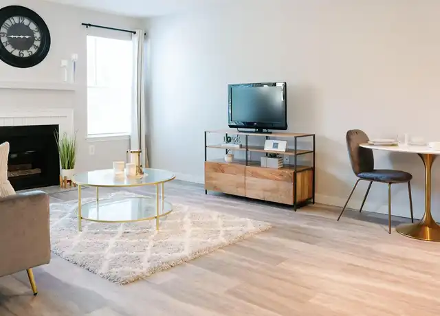 Property at Parc at Glenbrook Apartments - 66 Glenbrook Rd, Stamford, CT, 06902, 1 bed, 1 bath, [object Object]