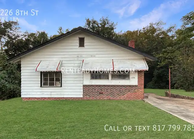 Property at 1226 8th St, Midfield, AL, 35228, 2 beds, 1 bath, [object Object]