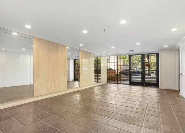 Property at 540 Kelton Ave #102, Los Angeles, CA, 90024, 2 beds, 2.5 baths, [object Object]