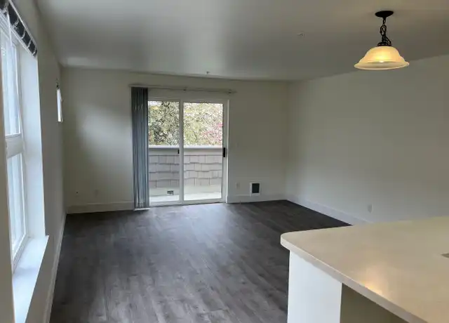 Property at 4717 36th Ave S Unit C3, Seattle, WA, 98118, 2 beds, 1 bath, [object Object]