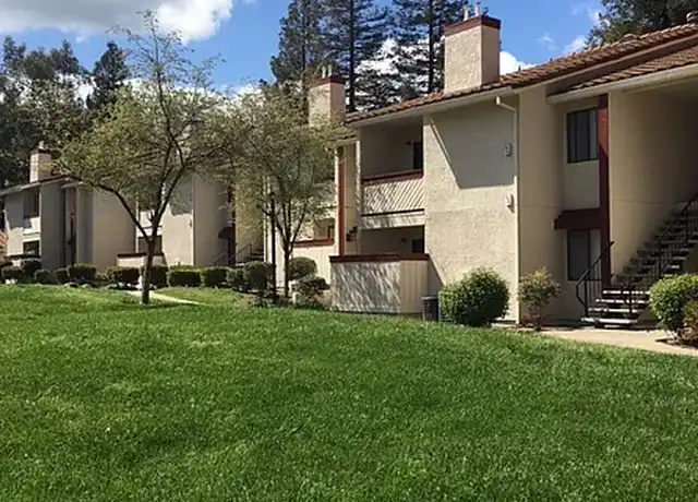 Property at Villa Serena Apartments - 100 Leland Ln, Pittsburg, CA, 94565, 3 beds, 2 baths, [object Object]