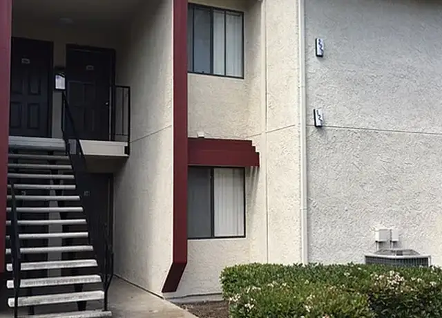 Photo of 100 Leland Ln, Pittsburg, CA 94565