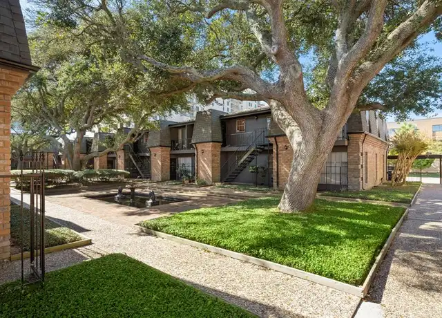 Property at 711 Holiday Dr Unit 18, Galveston, TX, 77550, 2 beds, 2.5 baths, [object Object]
