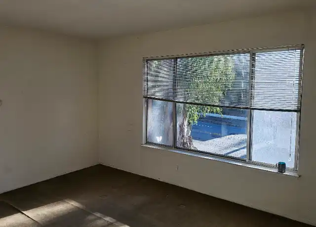 Property at 1020 El Camino Real Unit 1, Burlingame, CA, 94010, 1 bed, 1 bath, [object Object]