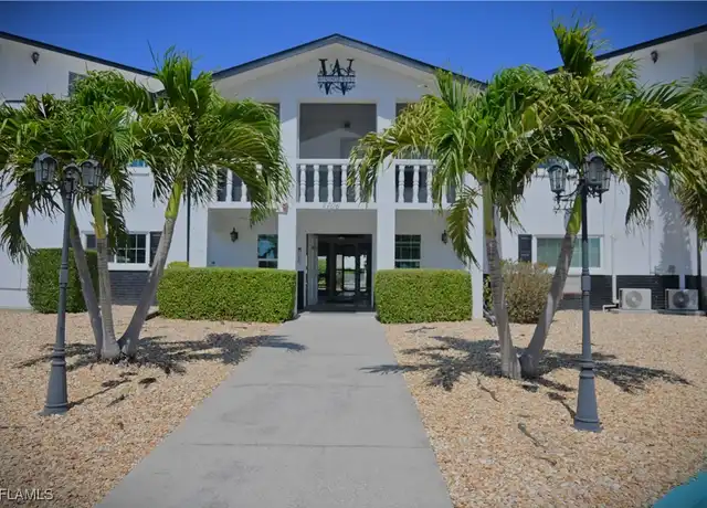 Property at 3704 Broadway Unit B 103, Fort Myers, FL, 33901, 2 beds, 1 bath, [object Object]