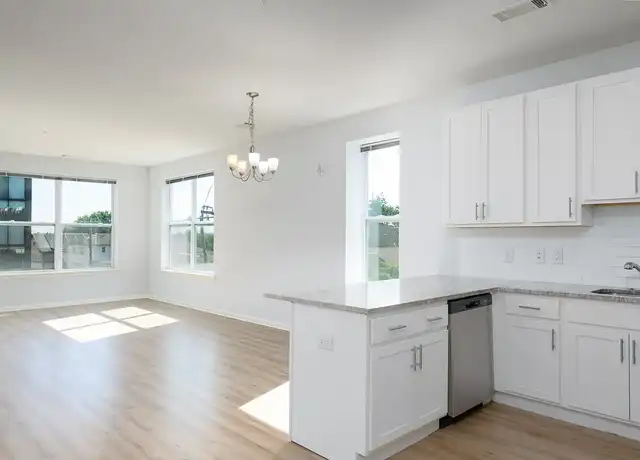Property at 29 Washington Ave, Carteret, NJ, 07008, 0-2 beds, 1-2 bath, [object Object]