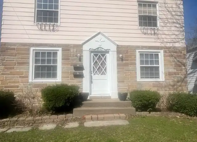 Property at 2042 13th St Unit 2, Cuyahoga Falls, OH, 44223, 2 beds, 1 bath, [object Object]