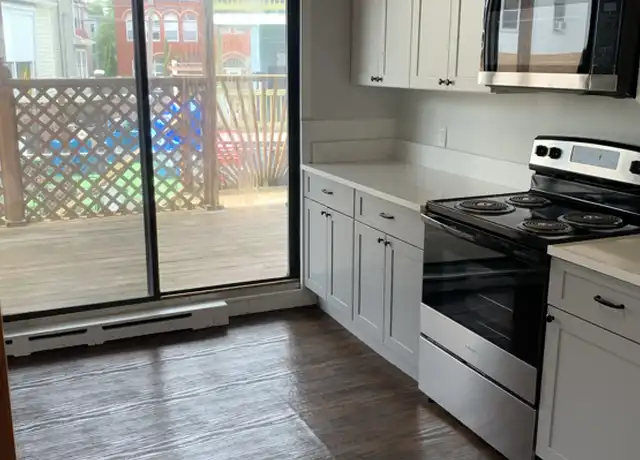 Property at 124 Johnson St Unit 1L, Lynn, MA, 01902, 1 bed, 1 bath, [object Object]