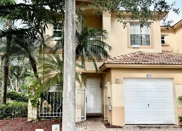 Property at 871 NW 170th Ter #9, Pembroke Pines, FL, 33028, 3 beds, 3 baths, [object Object]