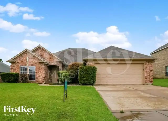 Property at 621 Dorchester Ln, Mansfield, TX, 76063, 4 beds, 2 baths, [object Object]