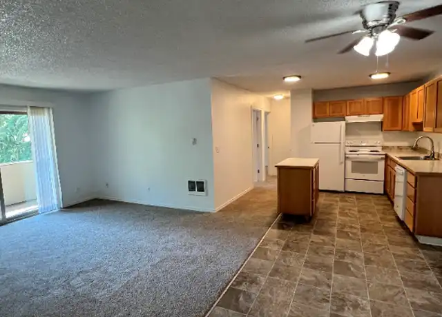 Property at 17260 SW Heritage Ct Unit 71, Beaverton, OR, 97003, 2 beds, 1 bath, [object Object]