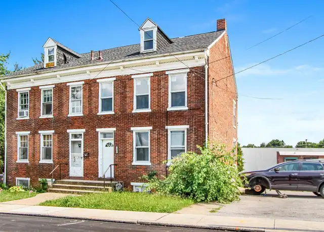 Property at 392-394 E Maple St, York, PA, 17403, 3 beds, 1 bath, [object Object]